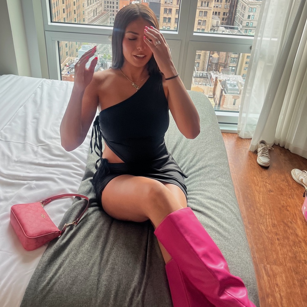 Meet your Posher, Cami